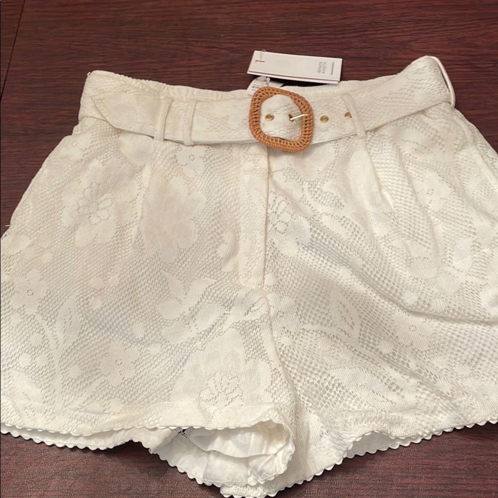 HEMANT & NANDITA Elegant White Lace Shorts